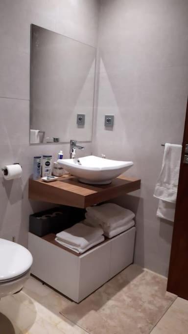 Chez Miguel Appartement Casablanca Avec Piscine Экстерьер фото