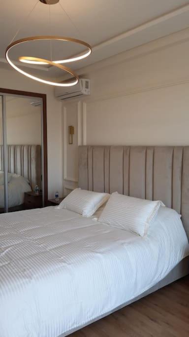 Chez Miguel Appartement Casablanca Avec Piscine Экстерьер фото