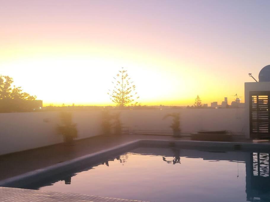 Chez Miguel Appartement Casablanca Avec Piscine Экстерьер фото