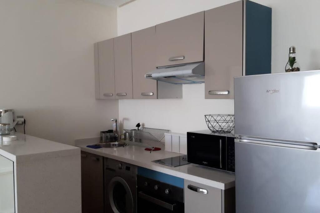 Chez Miguel Appartement Casablanca Avec Piscine Экстерьер фото